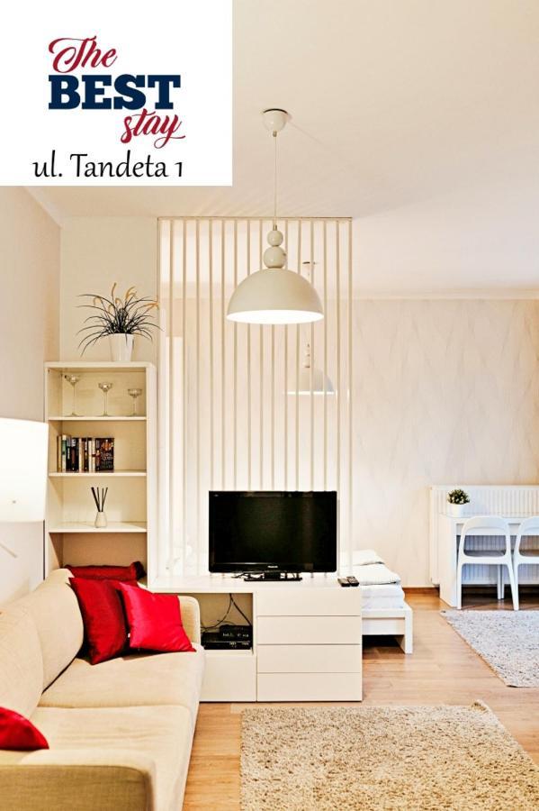 The Best Stay Central Apartment Гданськ Екстер'єр фото